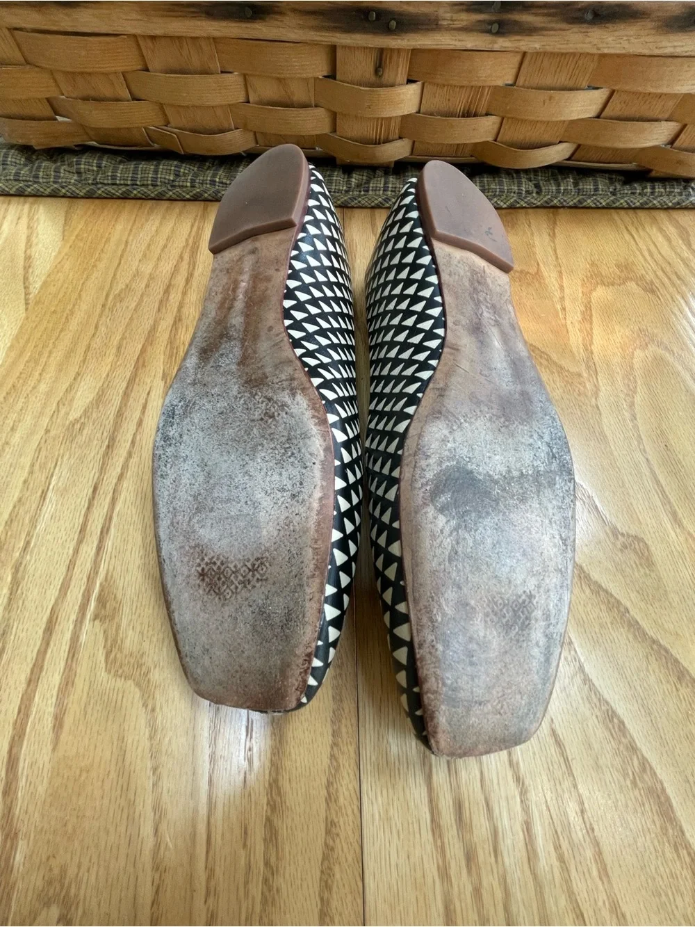Tory Burch Black & Cream Geometric Logo Georgia Flats
